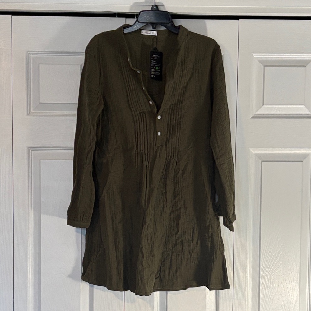 R. Vivimos Olive Green Long sleeve, tuxedo front Tunic